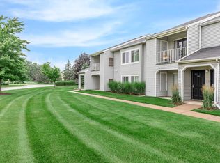 Oaks at Hampton Apartments, Rochester, MI 48307