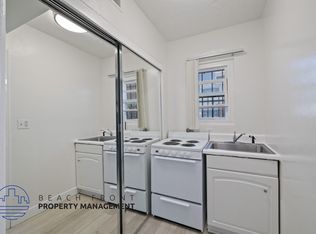 631-635 Grevillea Ave., Inglewood, CA 90301