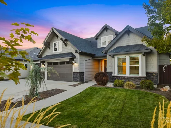3936 W Farm View Dr, Boise, ID 83714