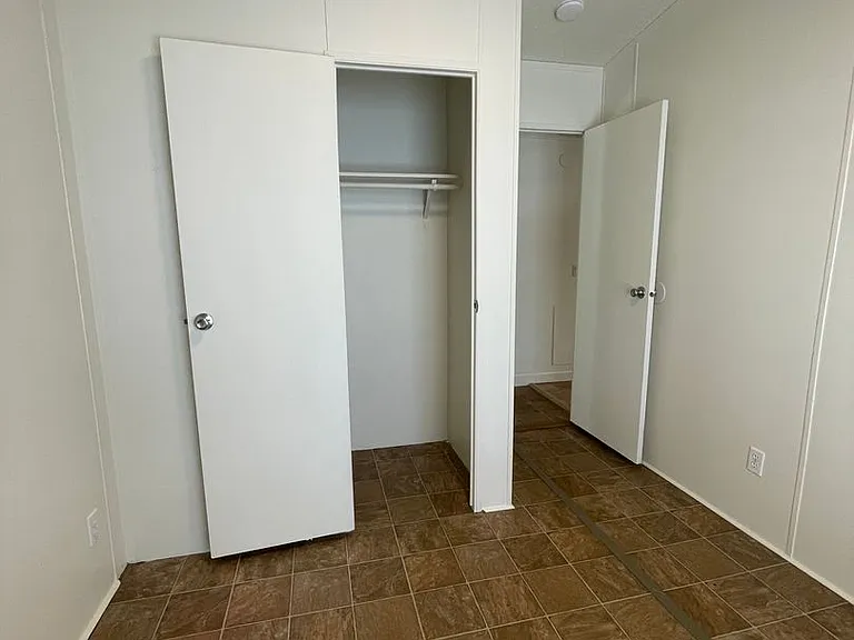 333 N Meldrum St #1 — Photo 15