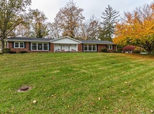 8853 Briarclift Rd, Indianapolis, IN 46256