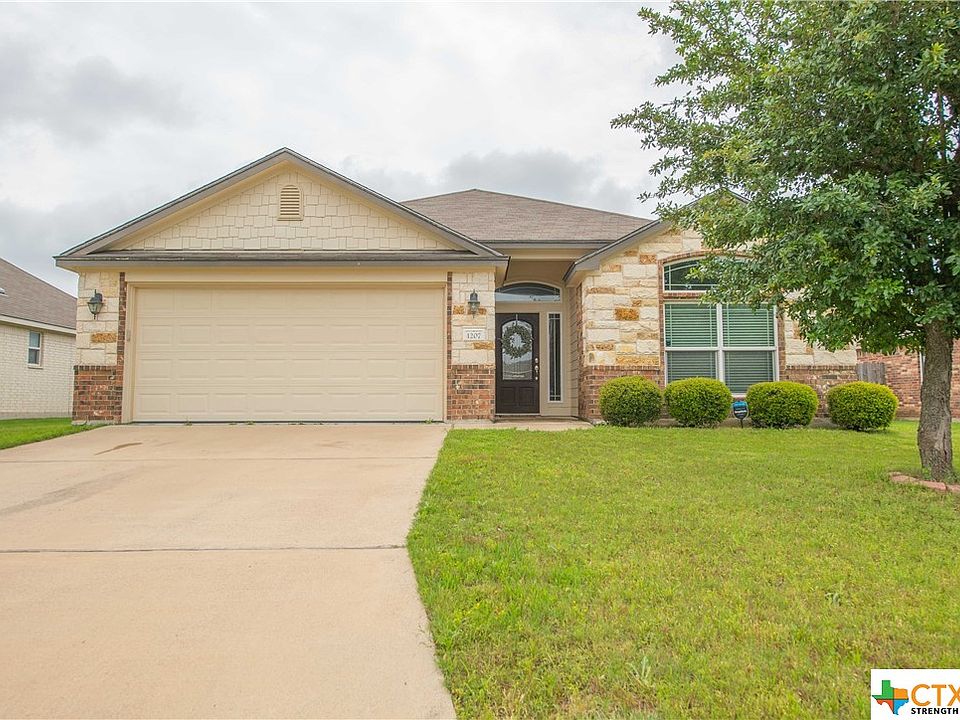 1st image of 1207 Branchwood Way