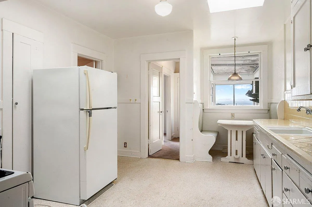 537 Bright St - Photo 9