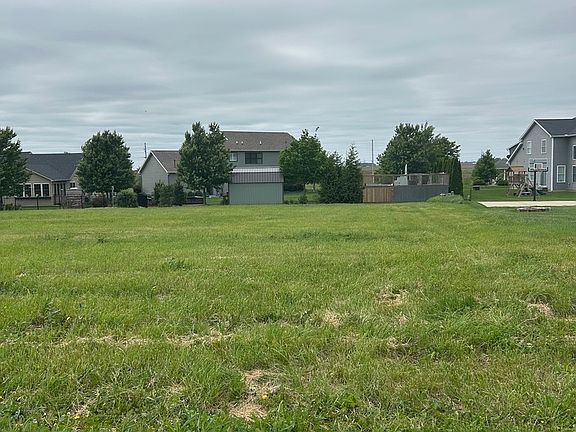 2nd image of 108 Blue Bird Ct Lot 163
