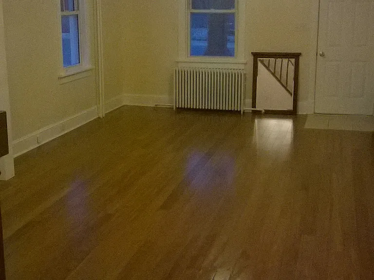 311 Lincoln Ave #1 — Photo 4