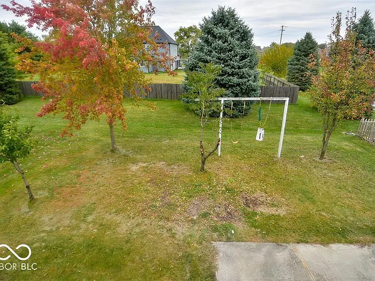 15208 Radiance Dr — Photo 56