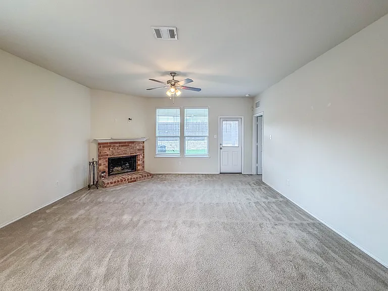 2357 Bernese Ln — Photo 7