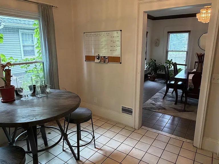 1701 James St — Photo 22