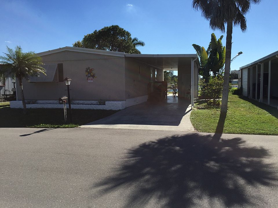 LAKEFRONT DOUBLEWIDE