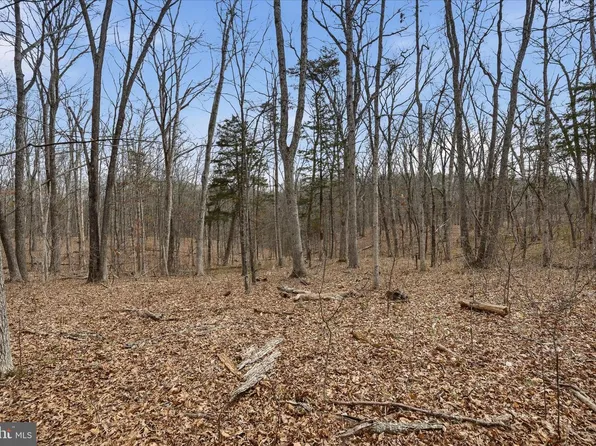 3 Arapaho Ln, Stephens City, VA 22655