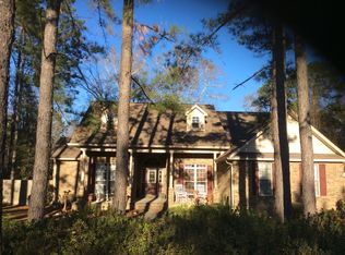 201 N Lakes Dr, Eastman, GA 31023
