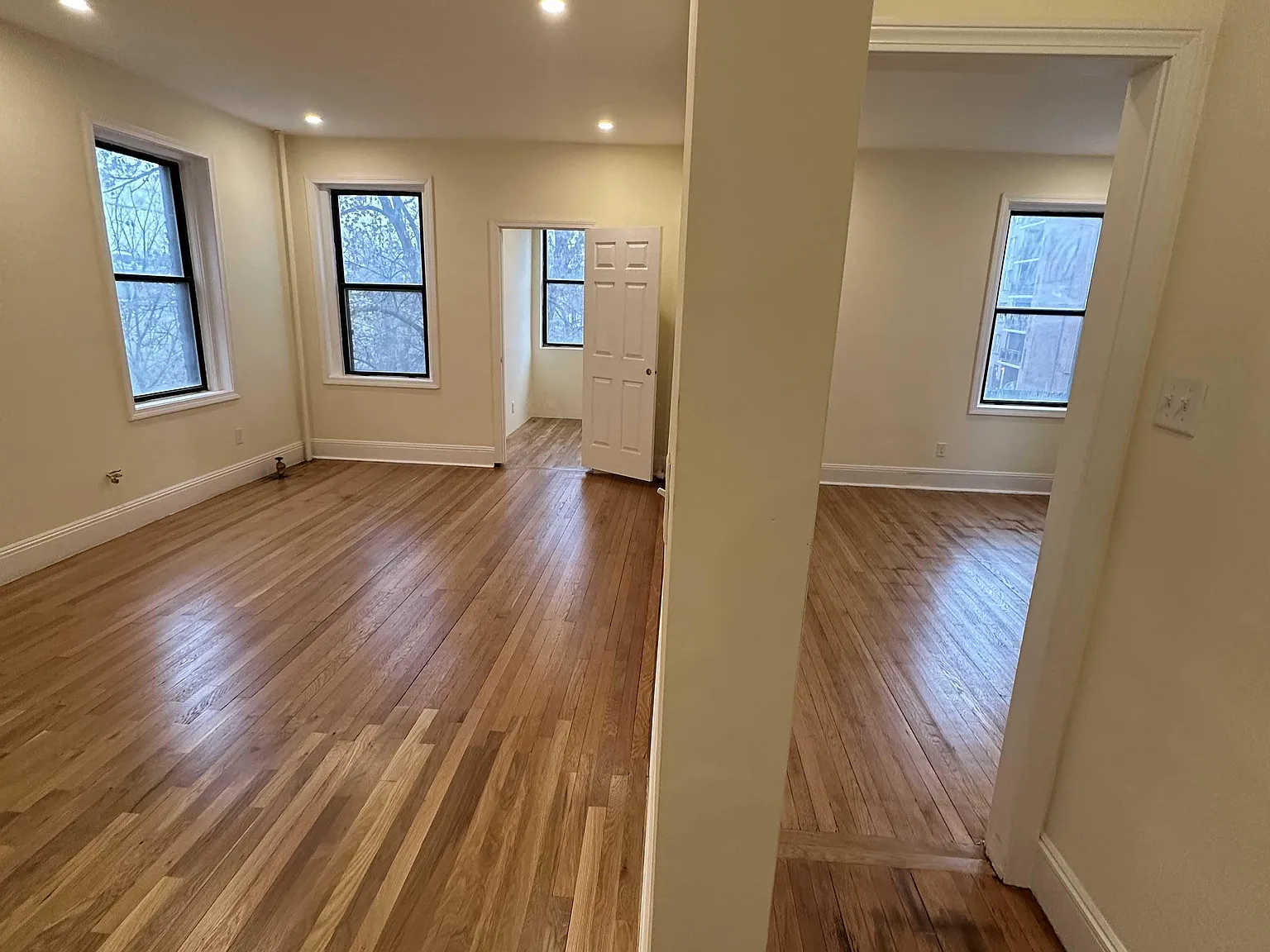 2 bed, $3,000 — Photo 1