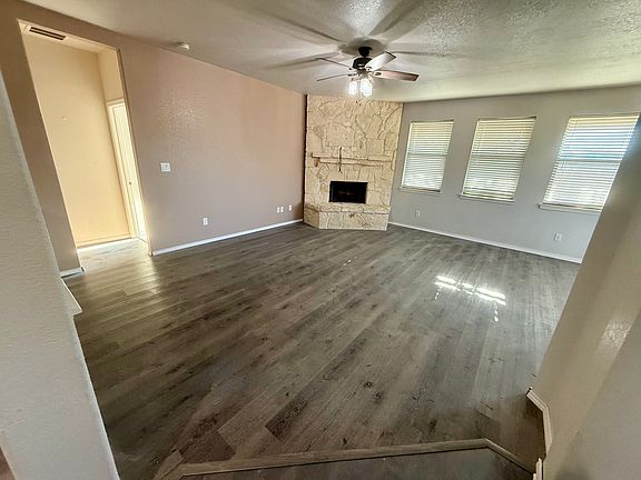 2nd image of 2062 Western Pecan