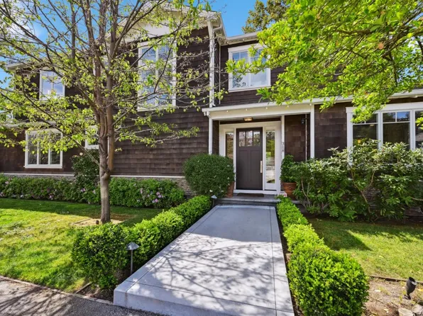 318 W Oakwood Blvd, Redwood City, CA 94061