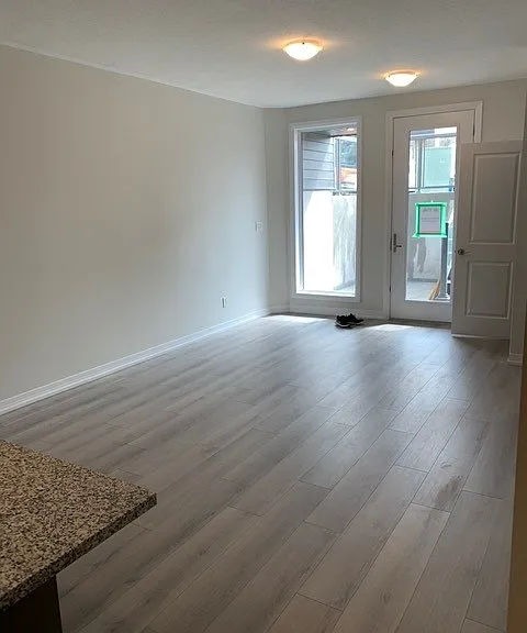 261 Woodbine Ave #B67 — Photo 7
