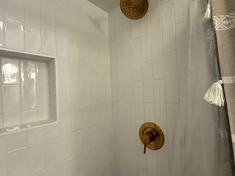 306 E Huntingdon St #1 — Photo 23