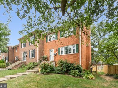 3321 Spring Ln, Falls Church, VA, 22041