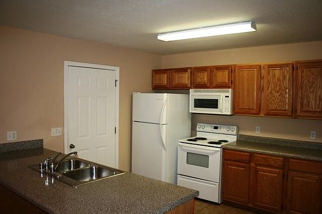 2nd image of 1678 N Evening Shade Dr