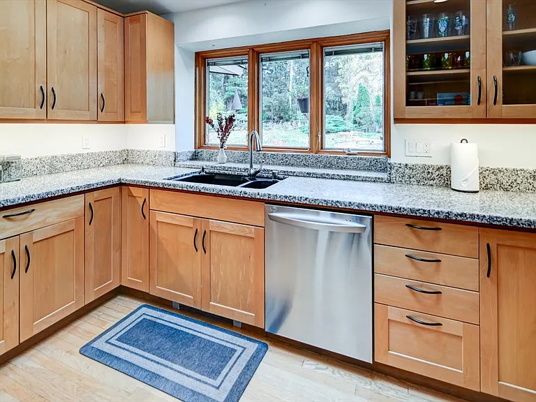 4746 Lafayette Dr — Photo 42