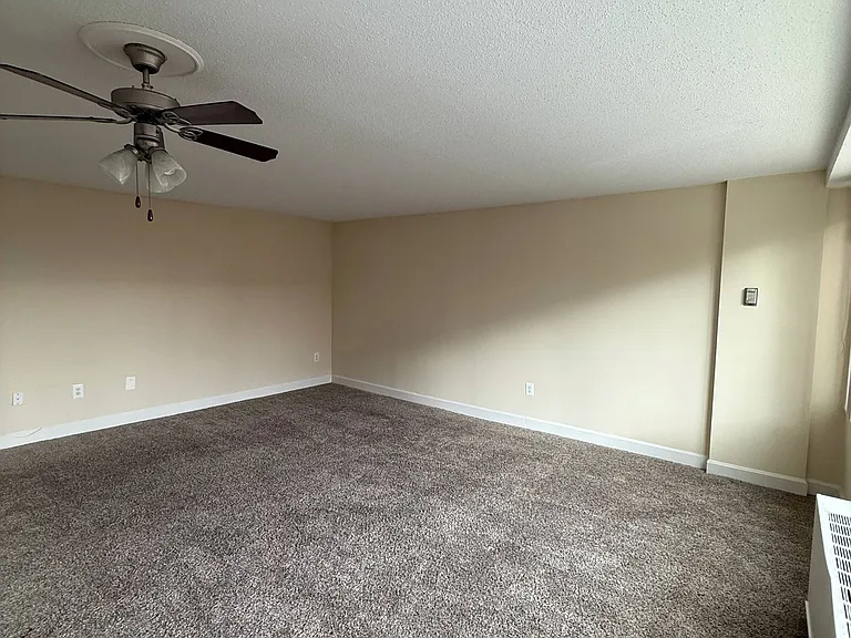 Horizon House — Photo 42