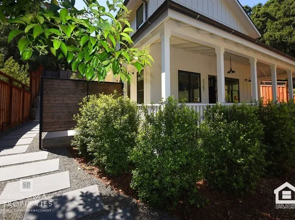 17253 Park Ave, Sonoma, CA 95476