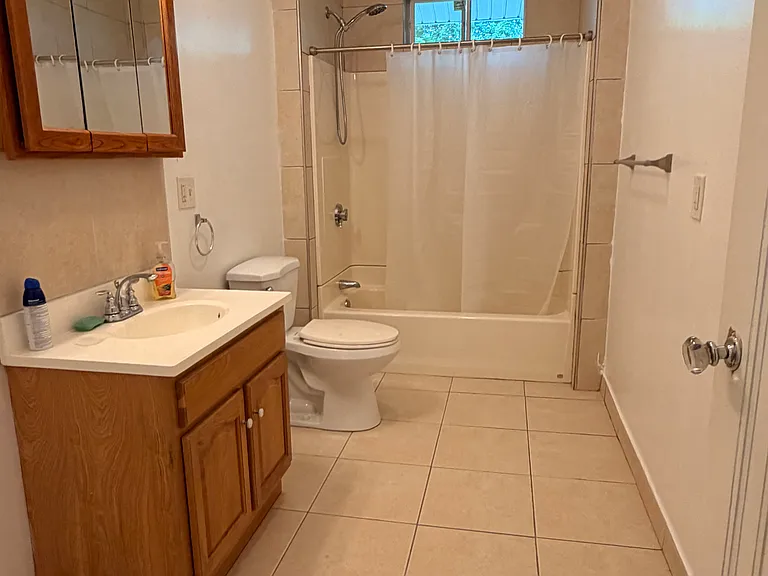 55 S Lenox St #2 — Photo 9