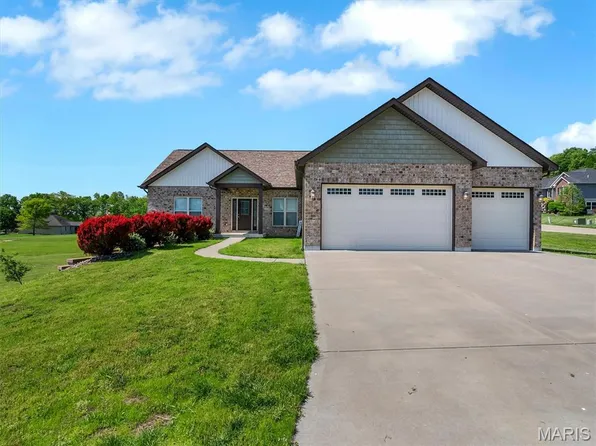 105 Ridgeview Oaks Dr, Washington, MO 63090