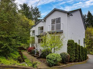 2732 SW Beaverton Hillsdale Hwy, Portland, OR 97239