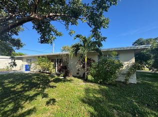 160 SE 15th Ave, Pompano Beach, FL 33060