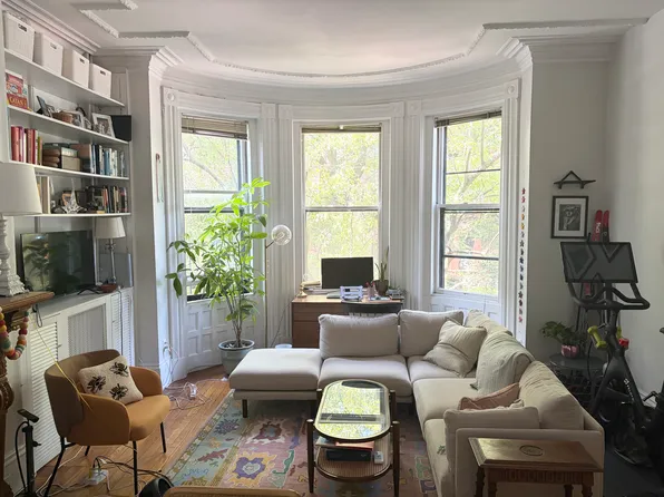 246 Marlborough St APT 5, Boston, MA 02116