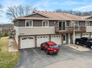 14000 44th Pl N APT 3, Plymouth, MN 55446