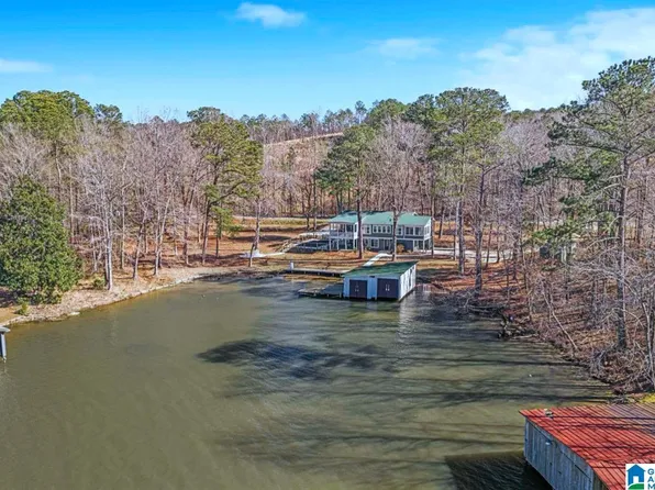 845 Lake Dr, Sylacauga, AL 35151