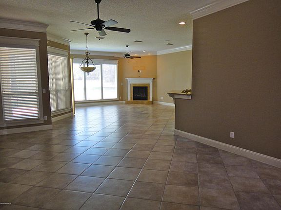 5th image of 3427 Olympic Dr
