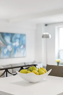 Rented by Compass | media 28