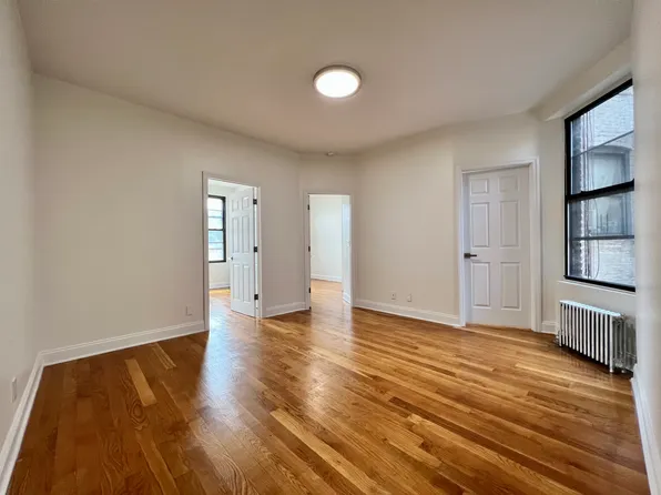 507 West 179th Street image 1 of 7