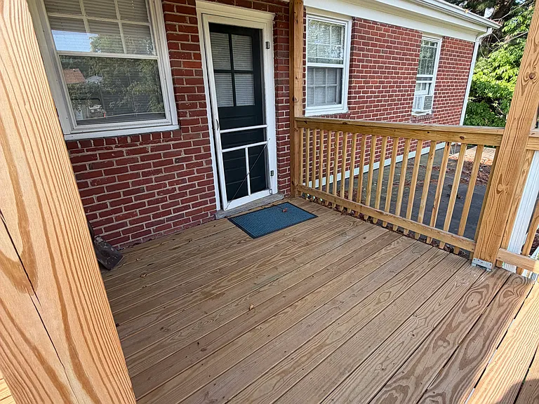 2303 Fontaine Ave #4 — Photo 6