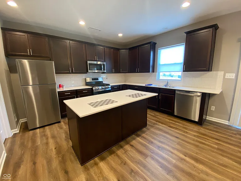 5668 Grosbeak Dr — Photo 10