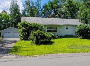 14 New York St, Millinocket, ME 04462
