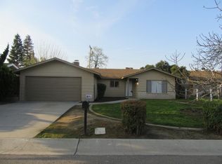 3837 W Howard Ave, Visalia, CA 93277