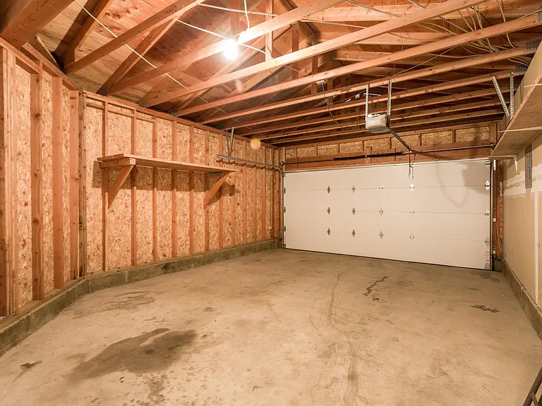 310 Ponderosa St — Photo 14