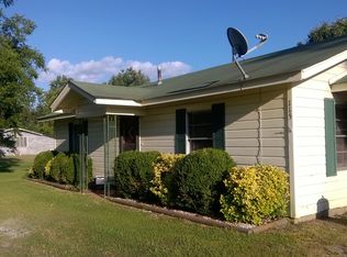 115 East Second Street, Blevins, AR 71825