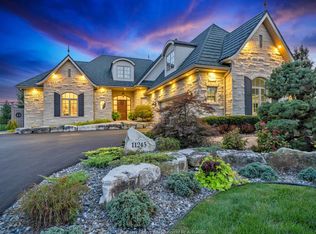 11245 Riverside Dr E, Windsor, ON N8P1A5