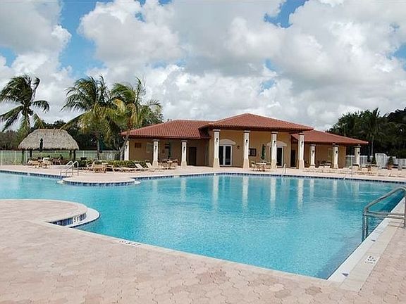 COMMUNITY POOL