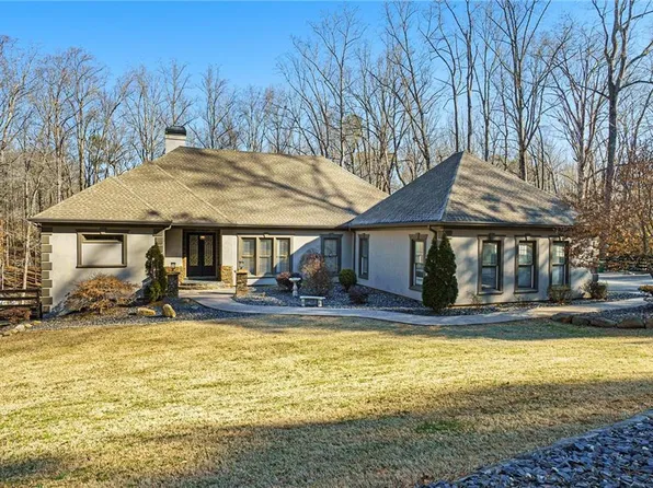 201 Windflower Ct, Canton, GA 30115