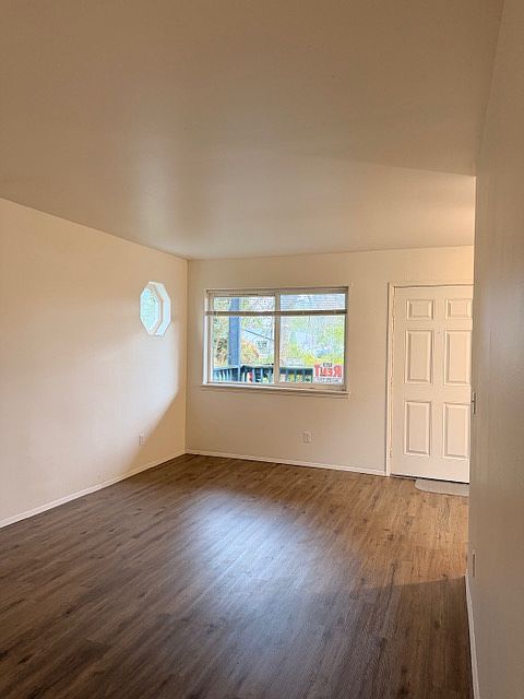 1st image of 327 S Forrest St #327