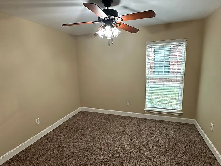 3820 Carrera Ln — Photo 17