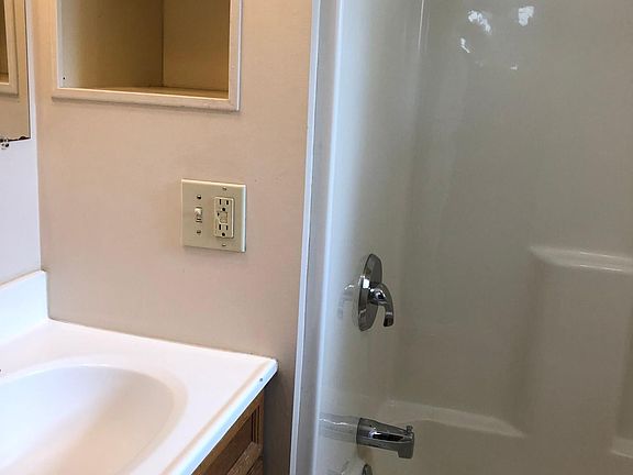 4th image of 404 McKinley Ave