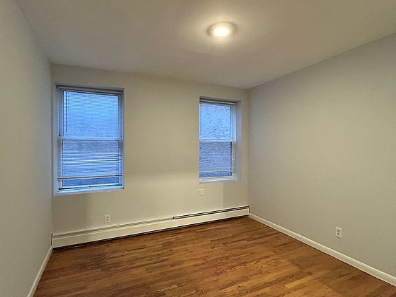 5th image of 523 Lenox Ave APT 1A