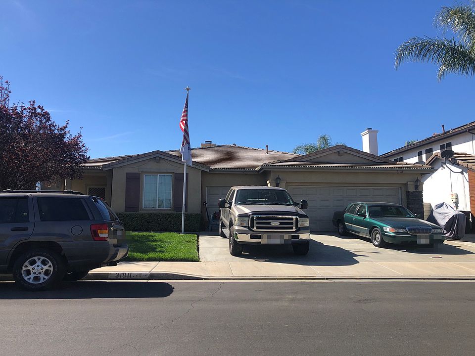 1st image of 31911 Violet Dr