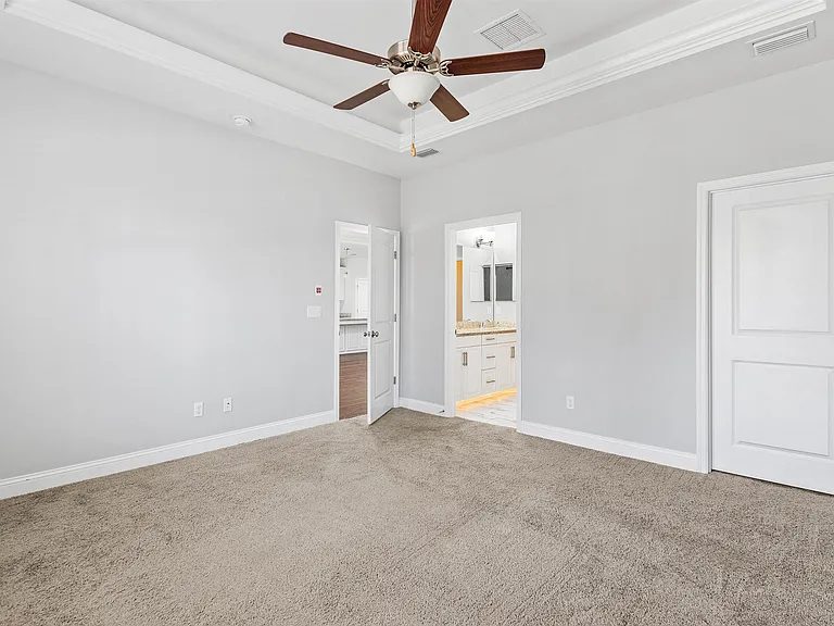 8756 Glenoak Trl — Photo 18